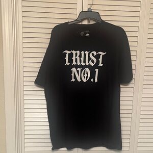 Fashion Nova Black 'Trust No.1' Tee